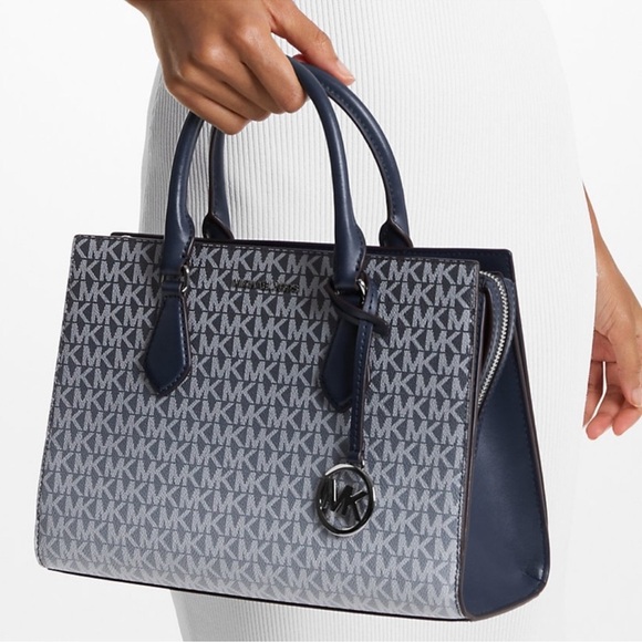 Michael Kors Sheila Medium Ombré Signature Logo Satchel Bag Navy Blue Multi - Picture 3 of 9